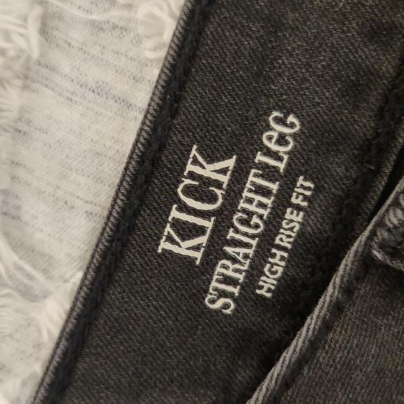 Faded black Sound/Style high rise, kick, straight leg jeans size 12! - Picture 3 of 11